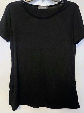 Black S/S tee shirt with angel wings cut out Size XL